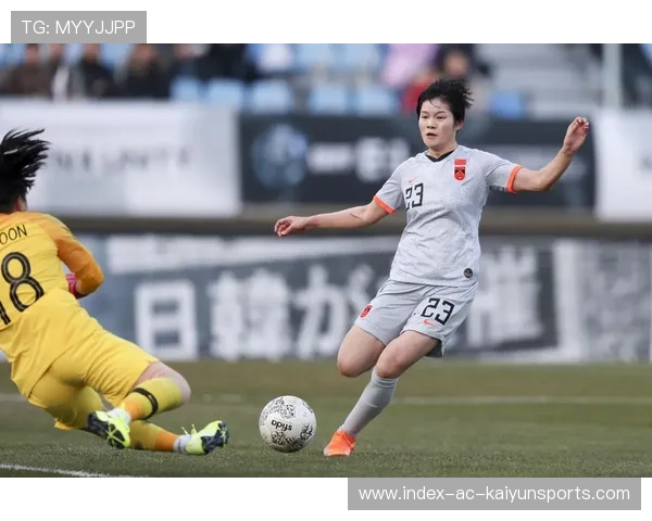 张馨分享女足夺冠背后艰辛：比赛太累难以休息，女足张馨图片