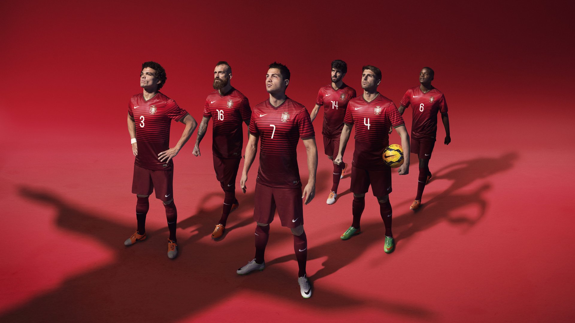 荷兰二队长补时绝杀捷克，锁定小组第一晋级，荷兰2比三输捷克阵容