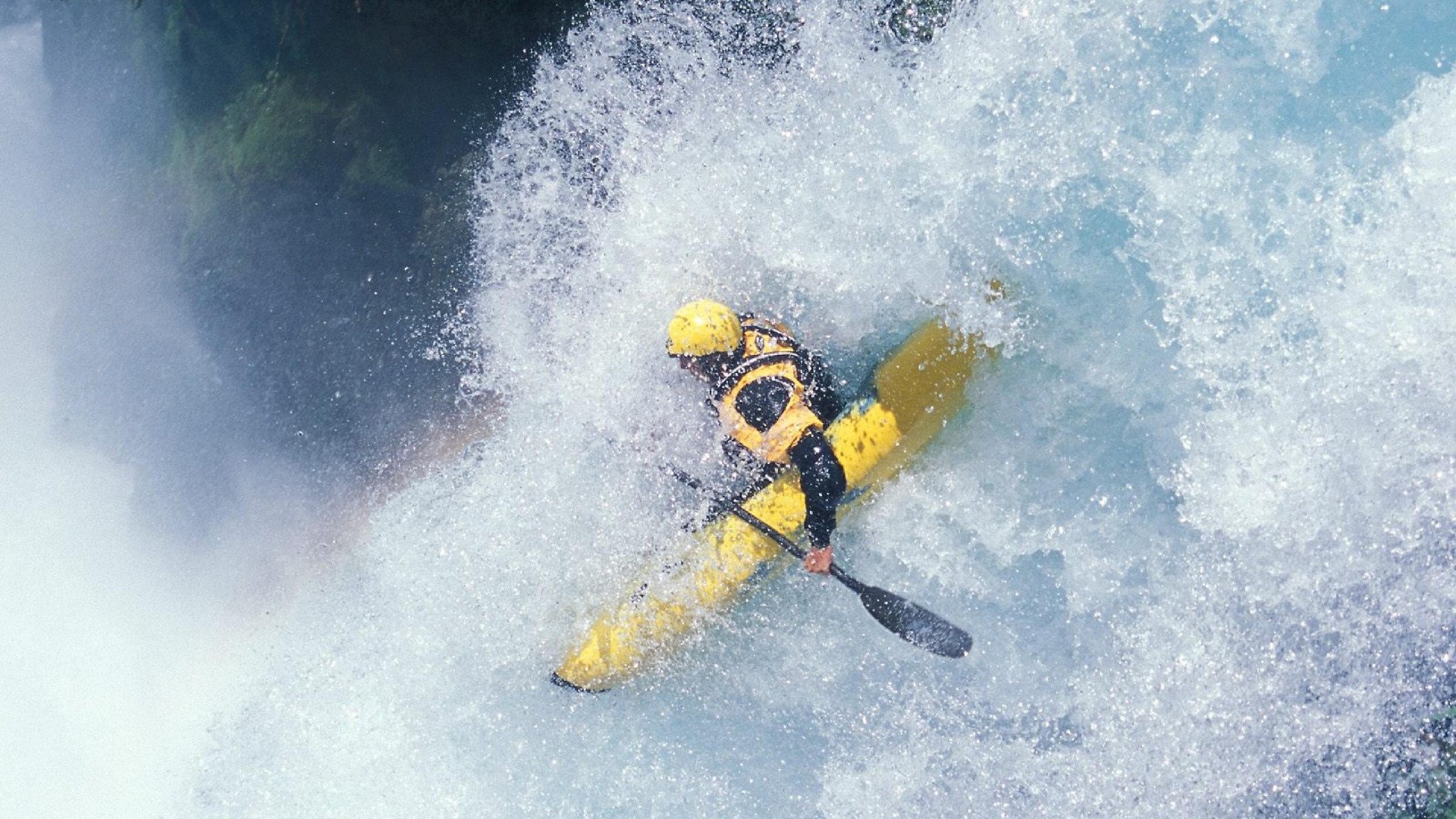 莱万联赛第200球，德甲史上首屈一指的射手，莱万拿过几次德甲金靴